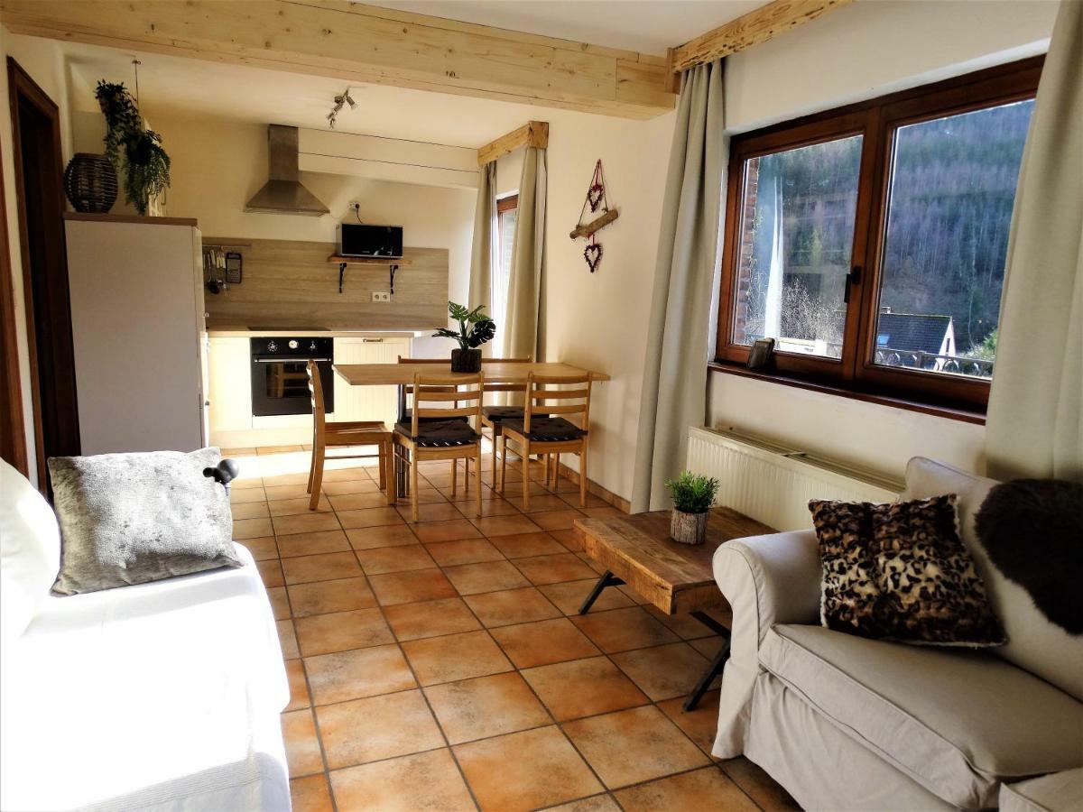 شقة Relais Des Eveux لاروش ان اردين المظهر الخارجي الصورة